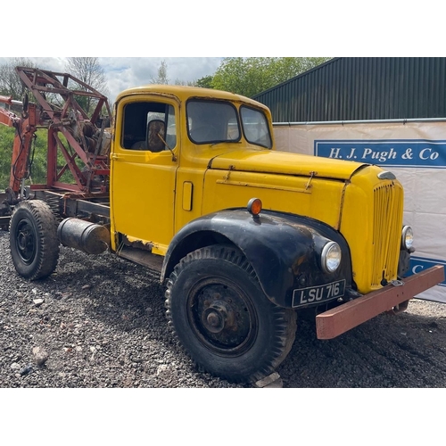 185 - Morris Commercial MRA1. 1953. Diesel. Runs and drives. Fitted with Harvey Frost recovery winch  Reg ... 