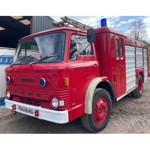 189 - Ford D series fire engine. 1969. Petrol. Runs and drives. Showing 19,500 miles, believed to be corre... 