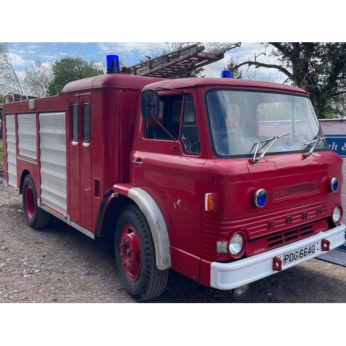 189 - Ford D series fire engine. 1969. Petrol. Runs and drives. Showing 19,500 miles, believed to be corre... 