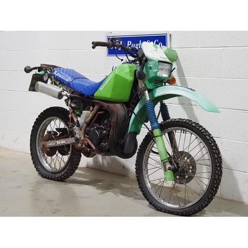 1000 - Kawasaki MX125 motocross bike project.
Frame No. MX125B-001390
Engine No. MX125AE003266
Has been bar... 