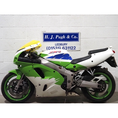 1003 - Kawasaki ZXR750 motorcycle. 1995. 749cc. 
Runs and rides. Fitted with carbon exhaust and stage 2 dyn... 