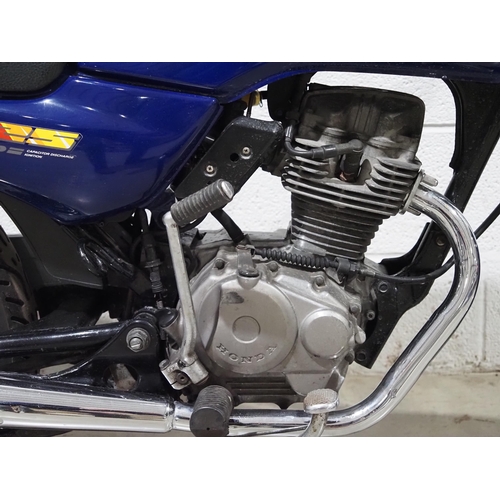 1013 - Honda CG125 motorcycle. 1996. 124cc. 
Frame No. 9C2JC1821SR011109
Engine No. JC18E5007270
Runs and r... 