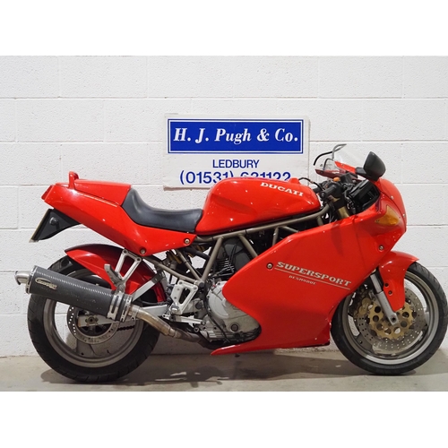 1019 - Ducati 750 Super Sport motorcycle. 1996. 749cc. 
Runs and rides. New fuel pump, battery and cam belt... 