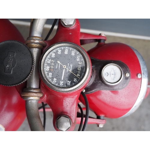 823 - Ariel NH Red Hunter motorcycle. 350cc. 1954.
Frame No. KS4811
Engine No. LB 1922
Runs well, new exha... 