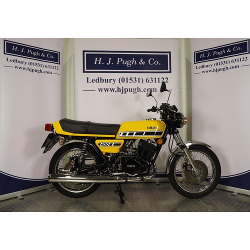 869 - Yamaha RD 400 motorcycle. 1977. 400cc
Frame No. 1A3-102493
Engine No. 1A3-102493
Runs and rides but ... 