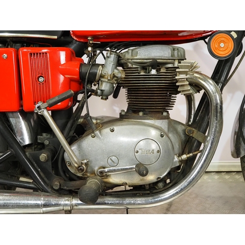 876 - BSA A65 Lightning motorcycle. 1972. 650cc
Frame No. A65L/NG02426
Engine No. A65L/NG02426
Part of a d... 