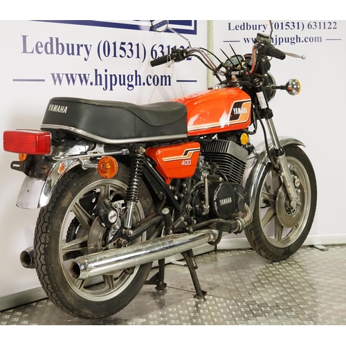 899 - Yamaha RD400 motorcycle. 1976. 399cc. 
Frame No. 1A1008827
Engine No. 1A1-308468
Runs and rides. Can... 
