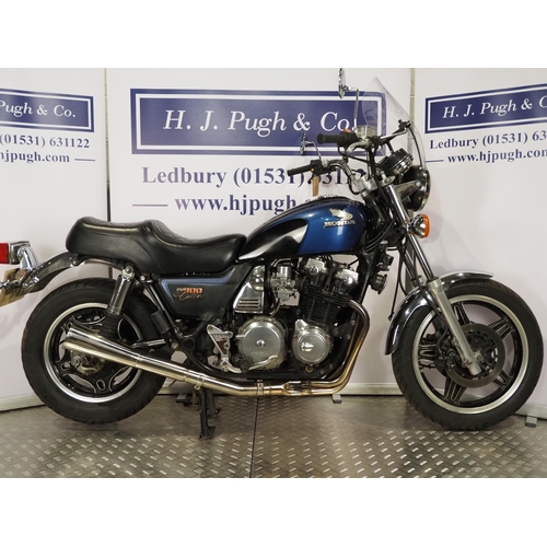 925 - Honda CB900 Custom. 1982. 900cc. 
Frame No. 1HFSC0409CA206786
Engine No. SC04E 2207022
Runs and ride... 