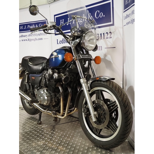 925 - Honda CB900 Custom. 1982. 900cc. 
Frame No. 1HFSC0409CA206786
Engine No. SC04E 2207022
Runs and ride... 