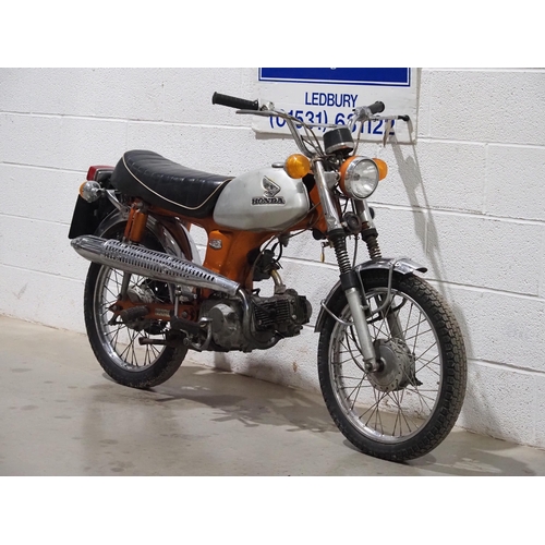930 - Honda CL70 motorcycle. 1970. 70cc.
Frame No. CL70-203332
Engine No. CL70E-203322
Engine turns over b... 