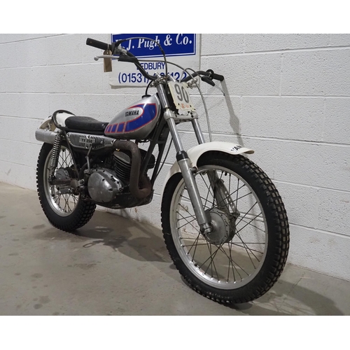 933 - Yamaha TY250 trials motorcycle. 250cc
Frame No. 434-013549
Engine No. 434-013549
Runs and rides. 
No... 