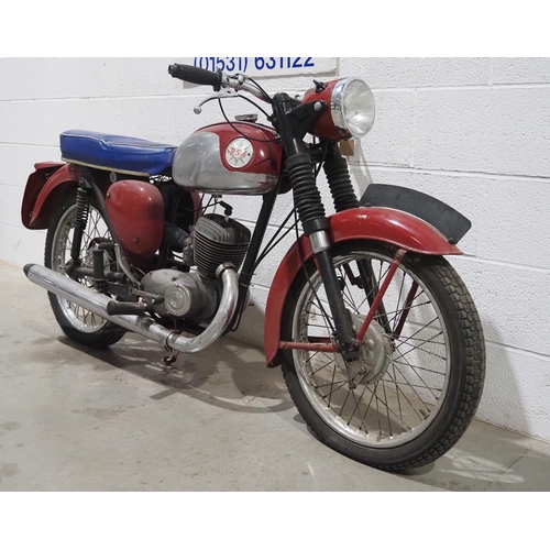 940 - BSA Bantam B175 motorcycle project. 175cc
Frame No. PD04319
Engine No. PD04319
Has been dry stored f... 