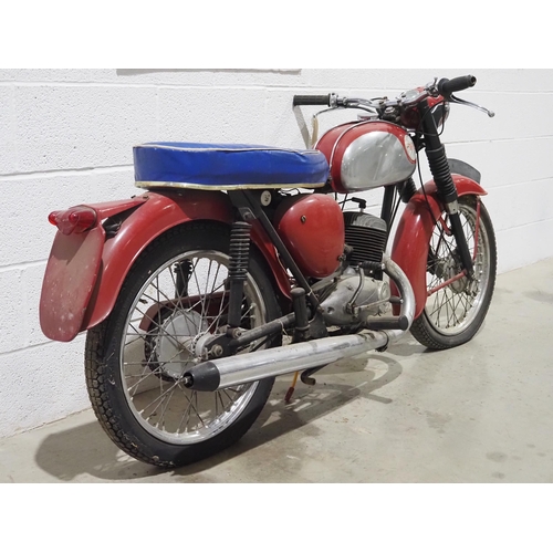 940 - BSA Bantam B175 motorcycle project. 175cc
Frame No. PD04319
Engine No. PD04319
Has been dry stored f... 