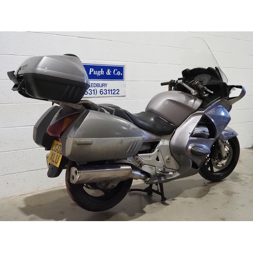 941 - Honda ST1300 Pan European motorcycle. 2002. 1261cc
Runs and rides. MOT until 21.6.24.
Reg. LG02 XLU.... 