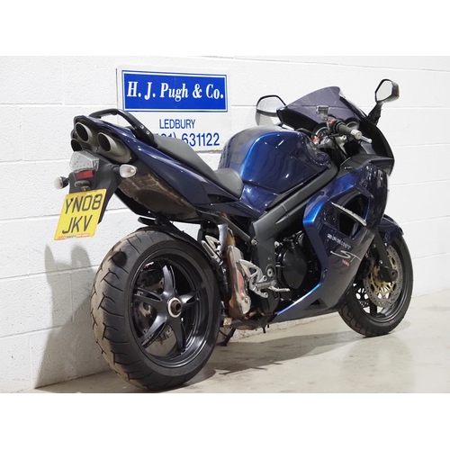 944 - Triumph Sprint ST 1050 motorcycle. 2008. 1050cc. 
Runs and rides. Comes with service handbook and so... 