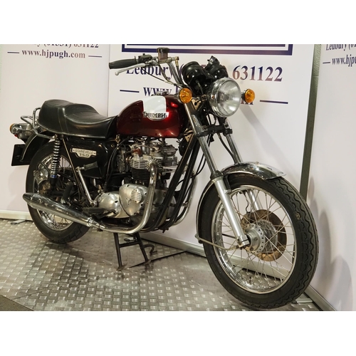 959 - Triumph Bonneville motorcycle. 1976. 736cc. 
Frame No. XN65697
Engine No. XN65697
Runs and rides. Ro... 