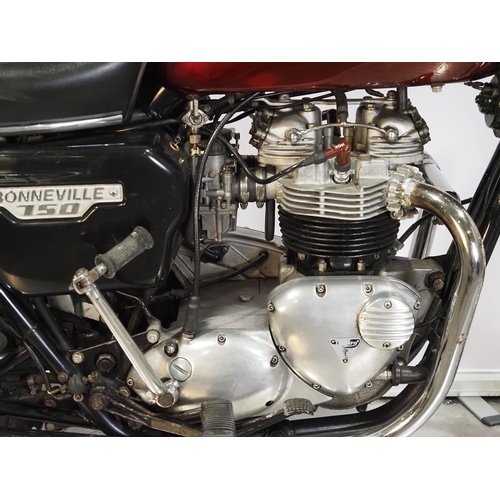 959 - Triumph Bonneville motorcycle. 1976. 736cc. 
Frame No. XN65697
Engine No. XN65697
Runs and rides. Ro... 