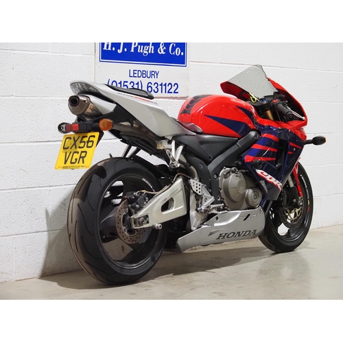 975 - Honda CBR600 RR motorcycle. 2006. 599cc. 
Frame No. JH2PC37A45M209433
Engine No. PC37E2328092
Runs a... 