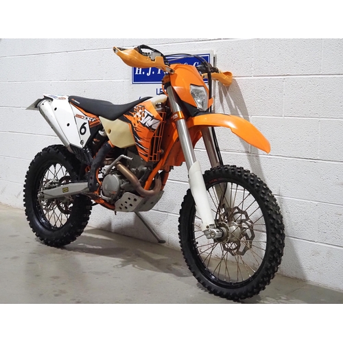 976 - KTM EXC-F 250 enduro bike. 2011. 250cc. 
Frame No. VBKRFA403BM154895
Engine No. 0177048188
Runs and ... 