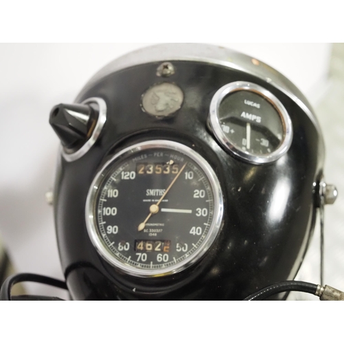 978 - Norton Dominator motorcycle. 1962. 600cc.
Frame No. 13103082
Engine No. 85630
Engine turns over with... 