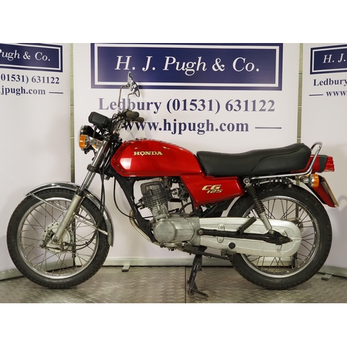 982 - Honda CG125 motorcycle. 1997. 124cc.
Frame No. 9C2JC1821TR011459
Engine No. CG125RE8106258
Runs and ... 