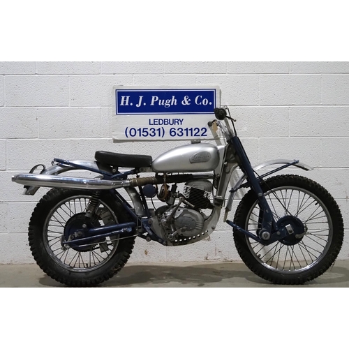 990 - Greeves trails motorcycle. 1990. 250cc. 
Frame No. 59/2729
Engine No. 770B9019. Does not match V5. 
... 