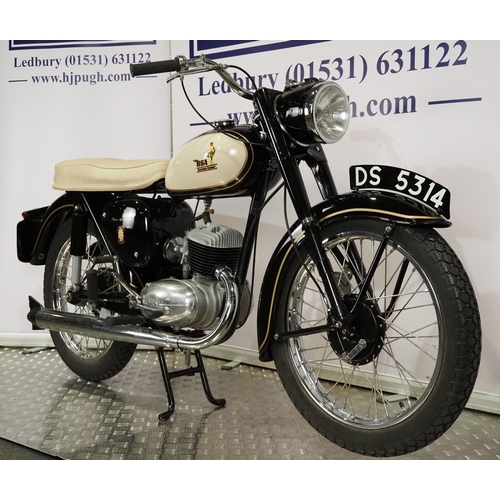 712 - BSA Bantam D7 motorcycle. 1960. 175cc. 
Frame No. D7 15057
Engine No. ED7 B13226 
Reg. DS 5314. V5