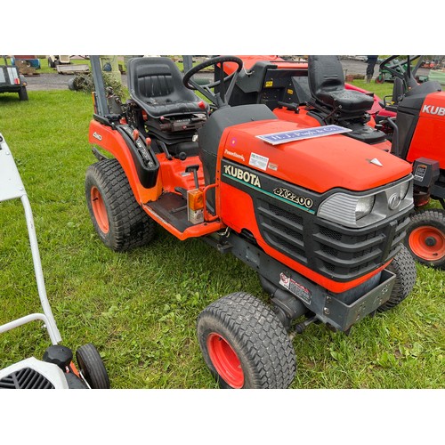 10 - Kubota BX2200 compact tractor. S/No. 5C154. Showing 1041 hours