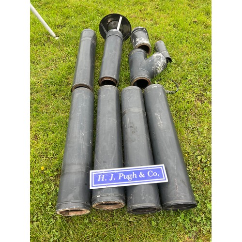 107 - Quantity of twin wall flue pipe