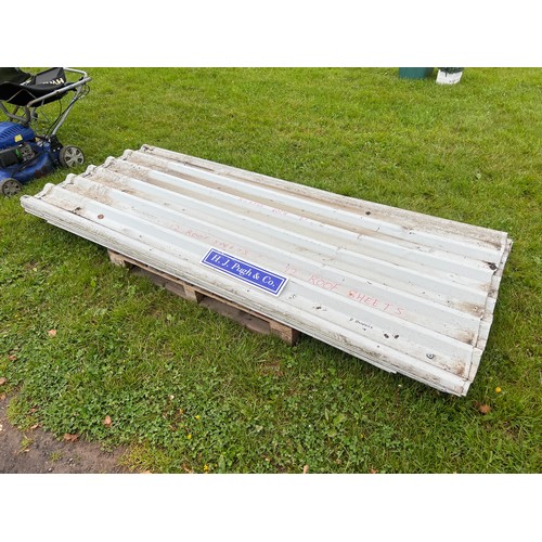 121 - Roofing sheets 8 x 4ft - 12