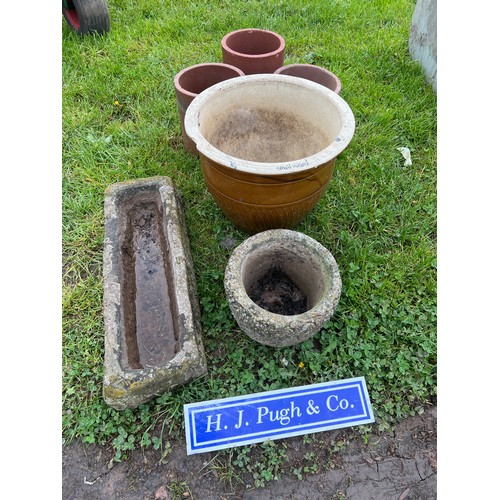 151 - Small stone trough, planter, etc.