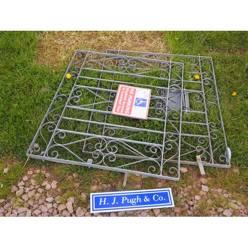 171 - Pair of metal gates 6ft