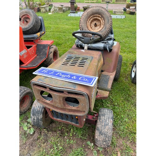 189 - Mountfield garden tractor