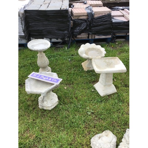 325 - Various bird baths - 4