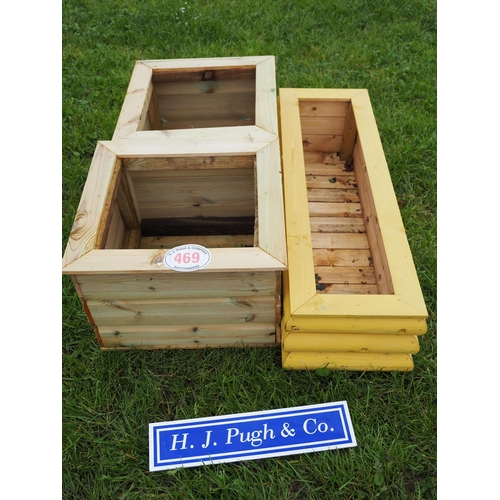 469 - Wooden planters - 3