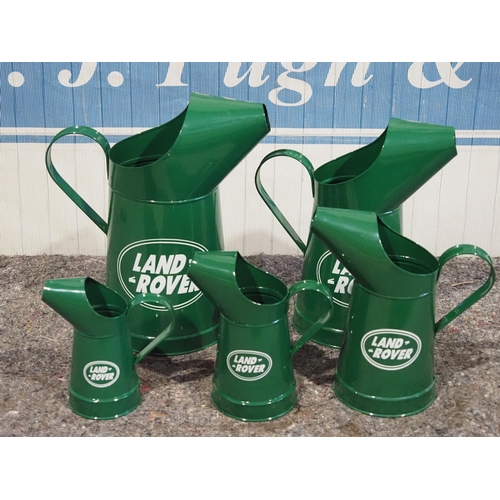 786 - Oil jugs - 5