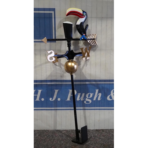 800 - Toucan weathervane 42