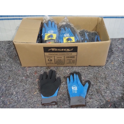 810 - 48 Pairs of waterproof gloves L