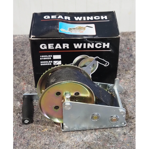 811 - 2 Speed hand winch with 25ft of webbing