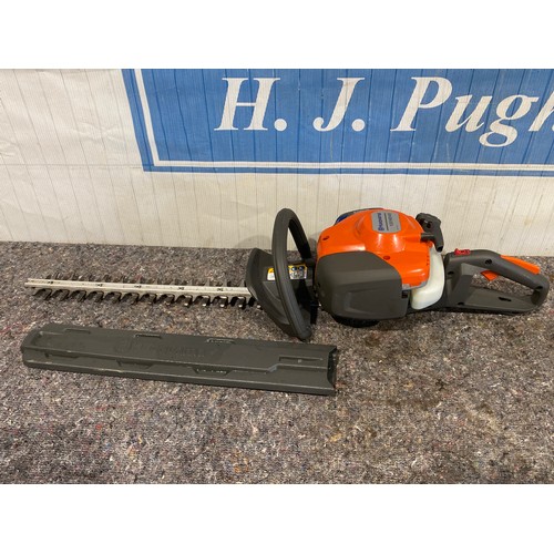 762 - Husqvarna 122HD45 hedge cutter