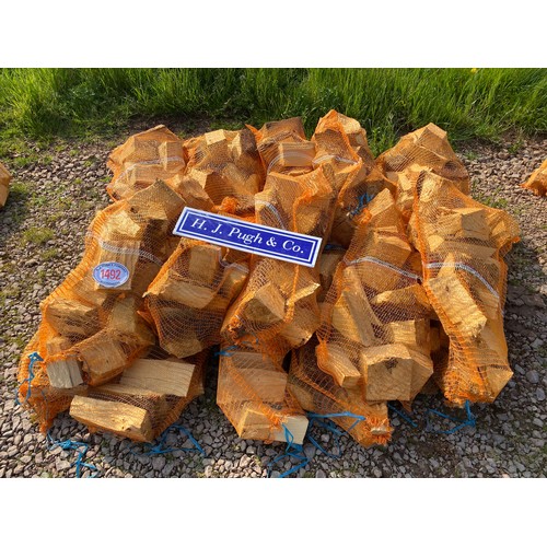 1492 - Bags of netted log offcuts - 20