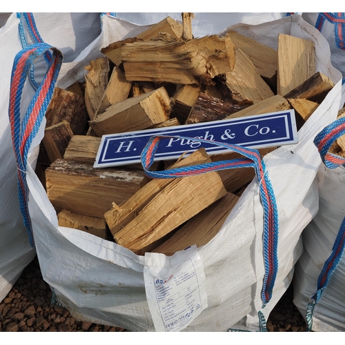 1495N - Bag of Oak offcuts