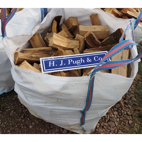 1495R - Bag of Oak offcuts