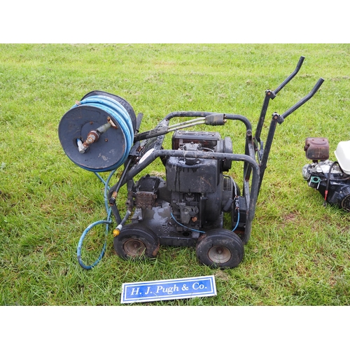 607 - Diesel pressure washer