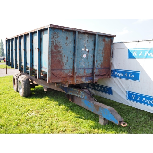 1529 - Twin axle tipping trailer