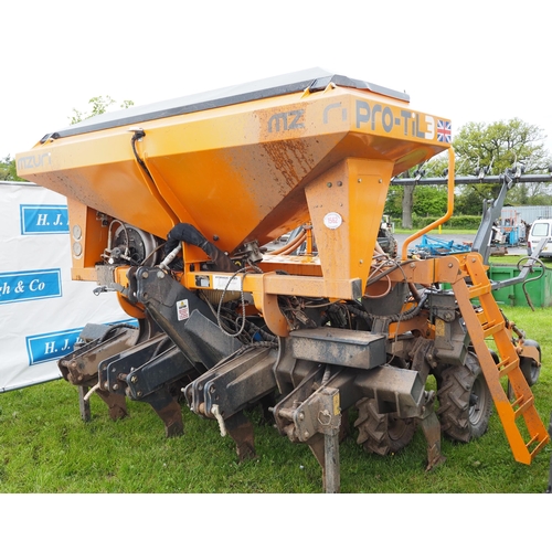 1562 - Mzuri Pro-Til 3 direct drill. Good working order, 1 owner genuine off farm machine due to change of ... 