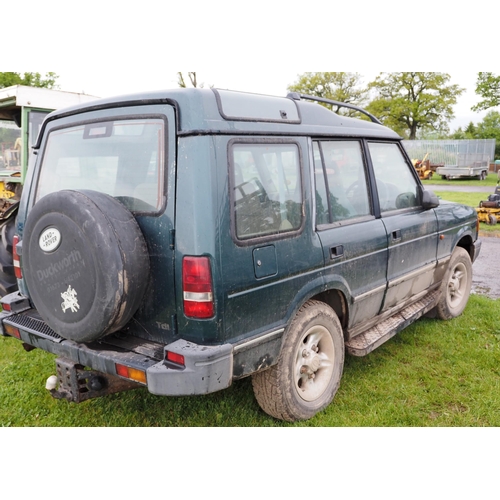 1583 - Land Rover discovery. Reg. R784 HJV. Keys and V5 in office