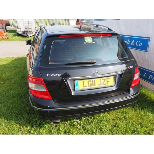 1646 - Mercedes C220 CDI, 2011. One previous owner. MOT until 12/2/25. Reg. LG11 JZF. Manuals, V5 and keys ... 