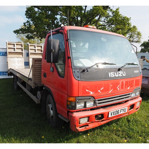 1713 - Isuzu NQR truck, 2006, with 17ft beaver tail bed and ramps. MOT until 31/12/24. Reg. VX06 FYU. Keys ... 