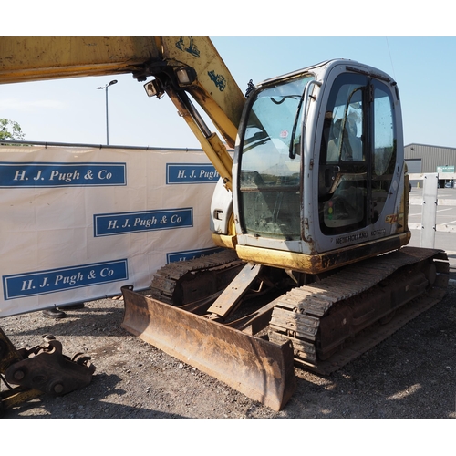 1725 - New Holland Kobelco E70SR digger, Working order, c/w 6 digging and ditching buckets. Key in office